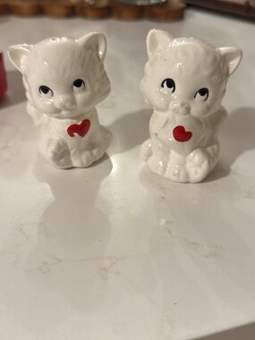 Vintage White Ceramic Cat Salt and Pepper Shakers with Red Heart
